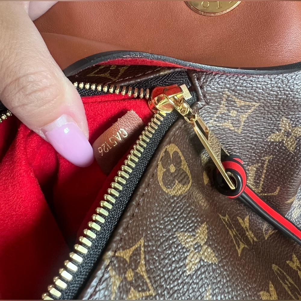 Louis Vuitton GM TUILERIES BESACE HOBO Monogram Camel Leather Shoulder Tote Bag - Picture 13 of 14